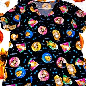 Size M  scrub top with pockets 🐯🐵🦊